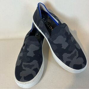 Rothy’s The Sneaker Stylish Black‎ and Gray Slip-On Shoes Sz 6